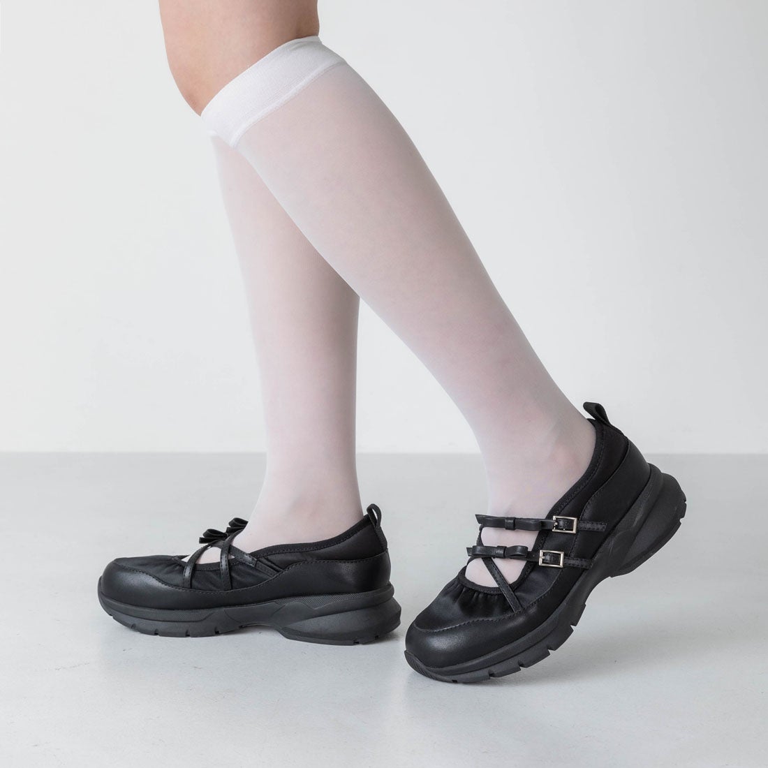 EVOL/イーボル】【軽量・柔らかい】軽量厚底リボンスニーカー IY5667