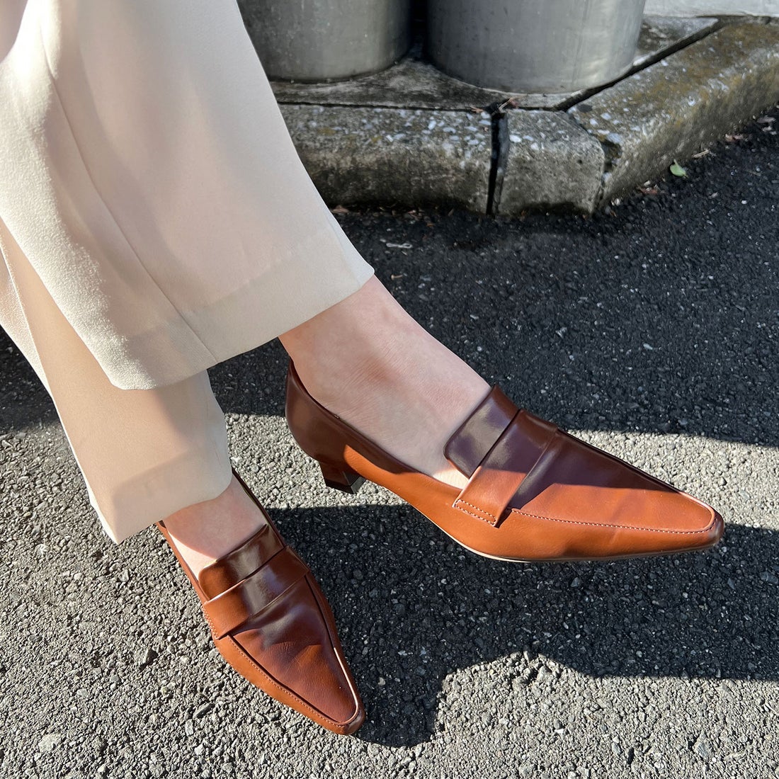 EVOL/イーボル】 ローヒールコインローファー IU5085 （ブラウン