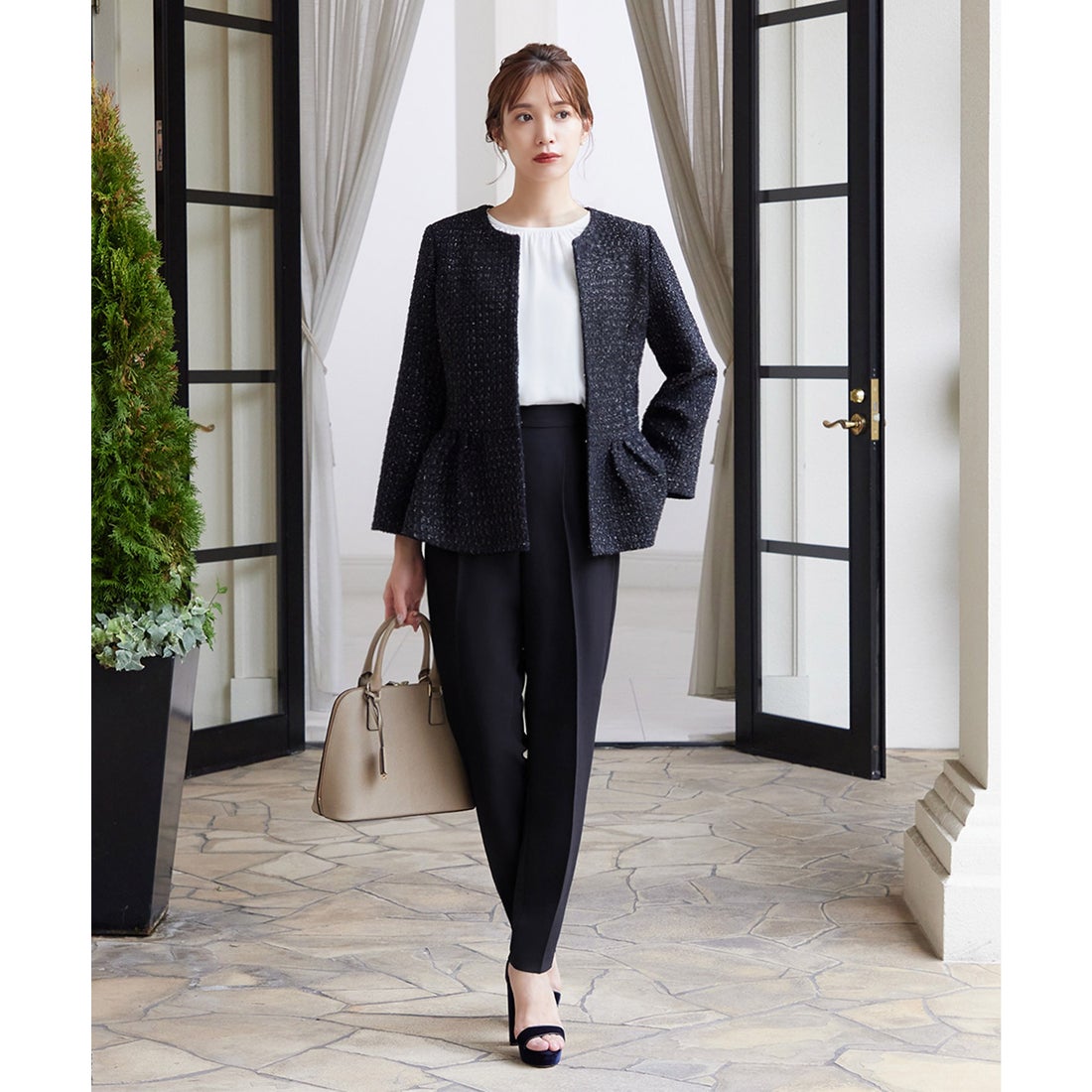 未使用級 23AW セオリー ノーカラーツイードジャケット L 黒