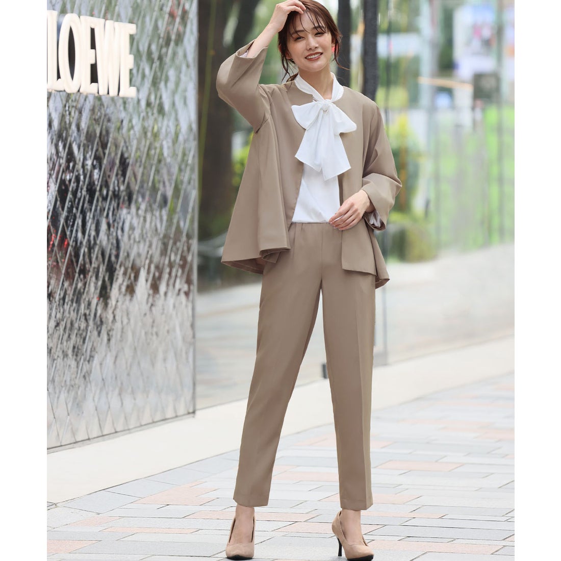 フロリア Flolia 洗える スーツ セットアップ パンツスーツ ノーカラー