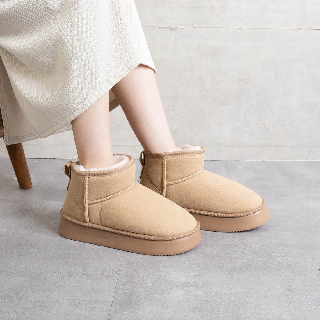 ファビーファビー FABBY FABBY. ムートンショートブーツ （ベージュ