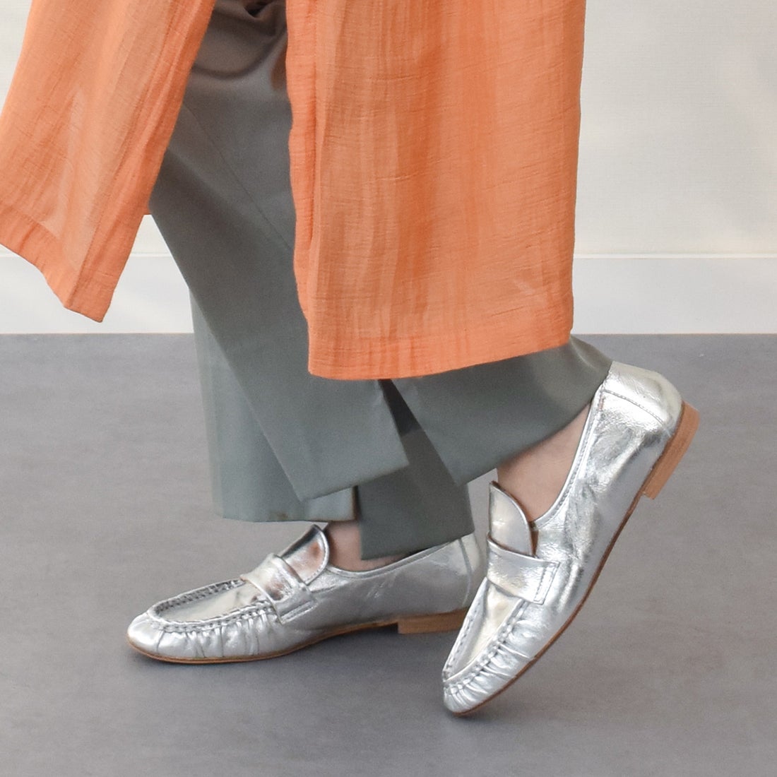 ファビオルスコーニ FABIO RUSCONI クラックレザーローファー