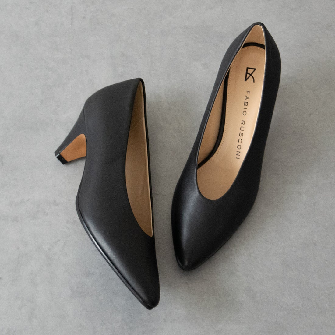 ファビオルスコーニ FABIO RUSCONI コーンヒールポインテッドトウ