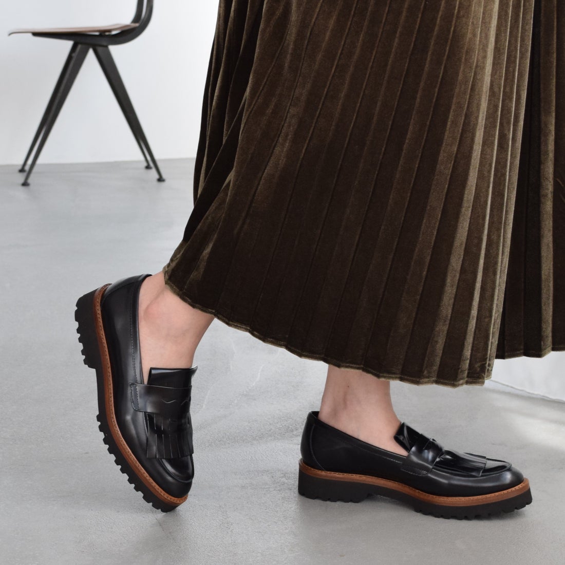 ファビオルスコーニ FABIO RUSCONI タンクソールキルト付きローファー