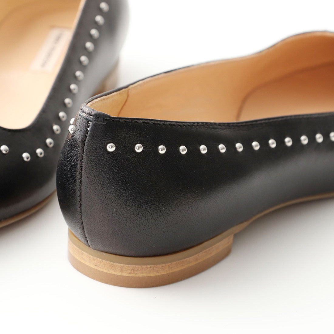 ○ファビオルスコーニ FABIO RUSCONI スタッズパンプス （ブラック