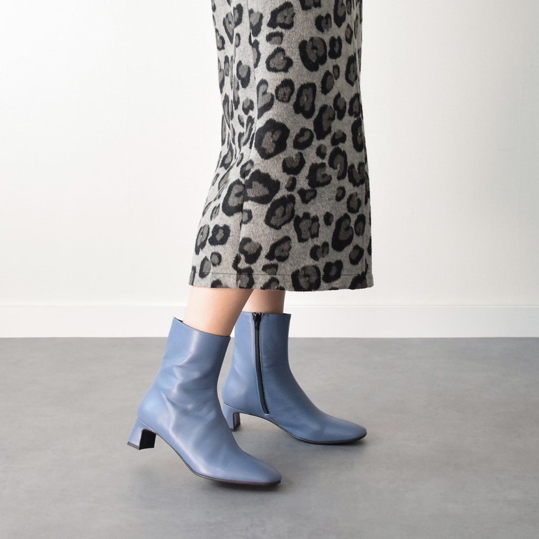 ファビオルスコーニ FABIO RUSCONI スクエアトウセンターシーム