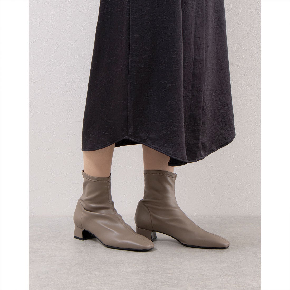 ファビオルスコーニ FABIO RUSCONI ショートブーツ （ブラック