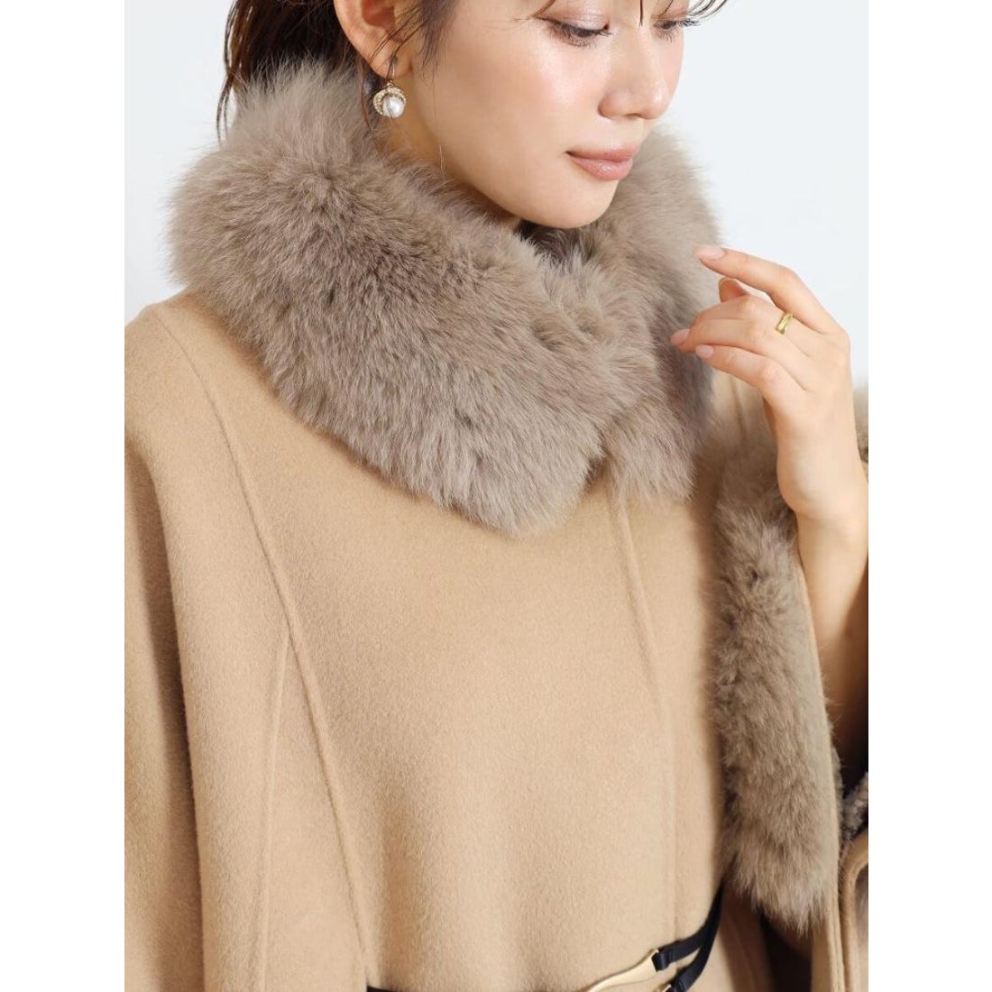 フェンネル FENNEL ベルテッドファーポンチョ （ブラック