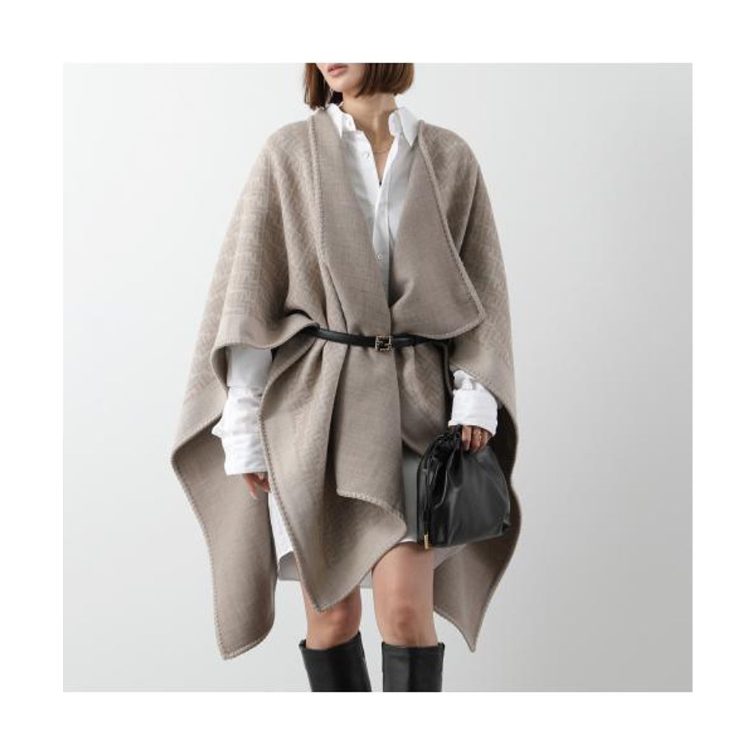 フェンディ FENDI FENDI ポンチョ FXX776 ASFX ケープ （F0QB9/BEIGE
