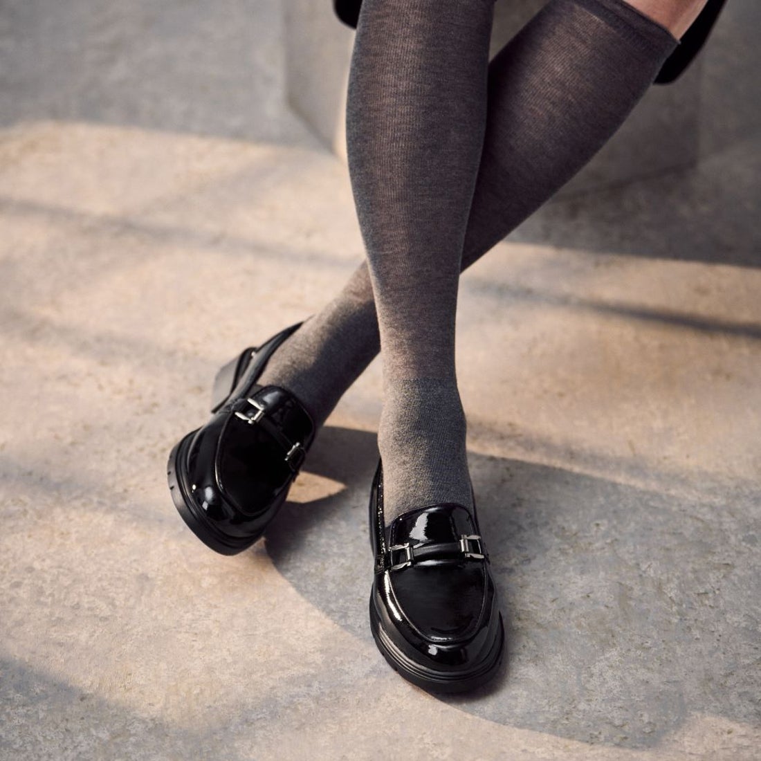 ボリュームソールレザーローファー210 （エナメルブラック） -fitfit