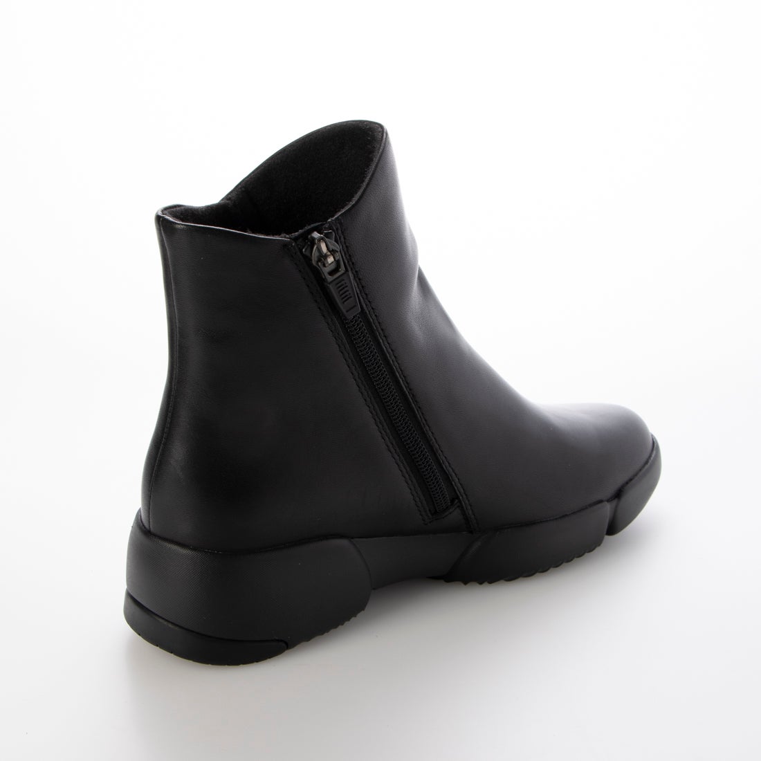 ソフトレザーミドルブーツ （ブラック） -fitfit(フィットフィット