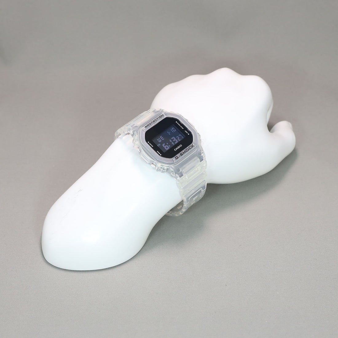 G-SHOCK】5600シリーズ / DW-5600USKE-7JF （クリア） - ファッション