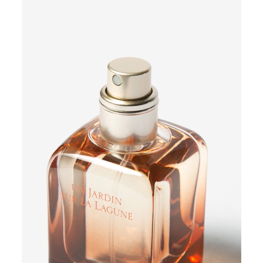 エルメス Hermes UN JARDIN ナイルの庭 李氏の庭 屋根の上の庭