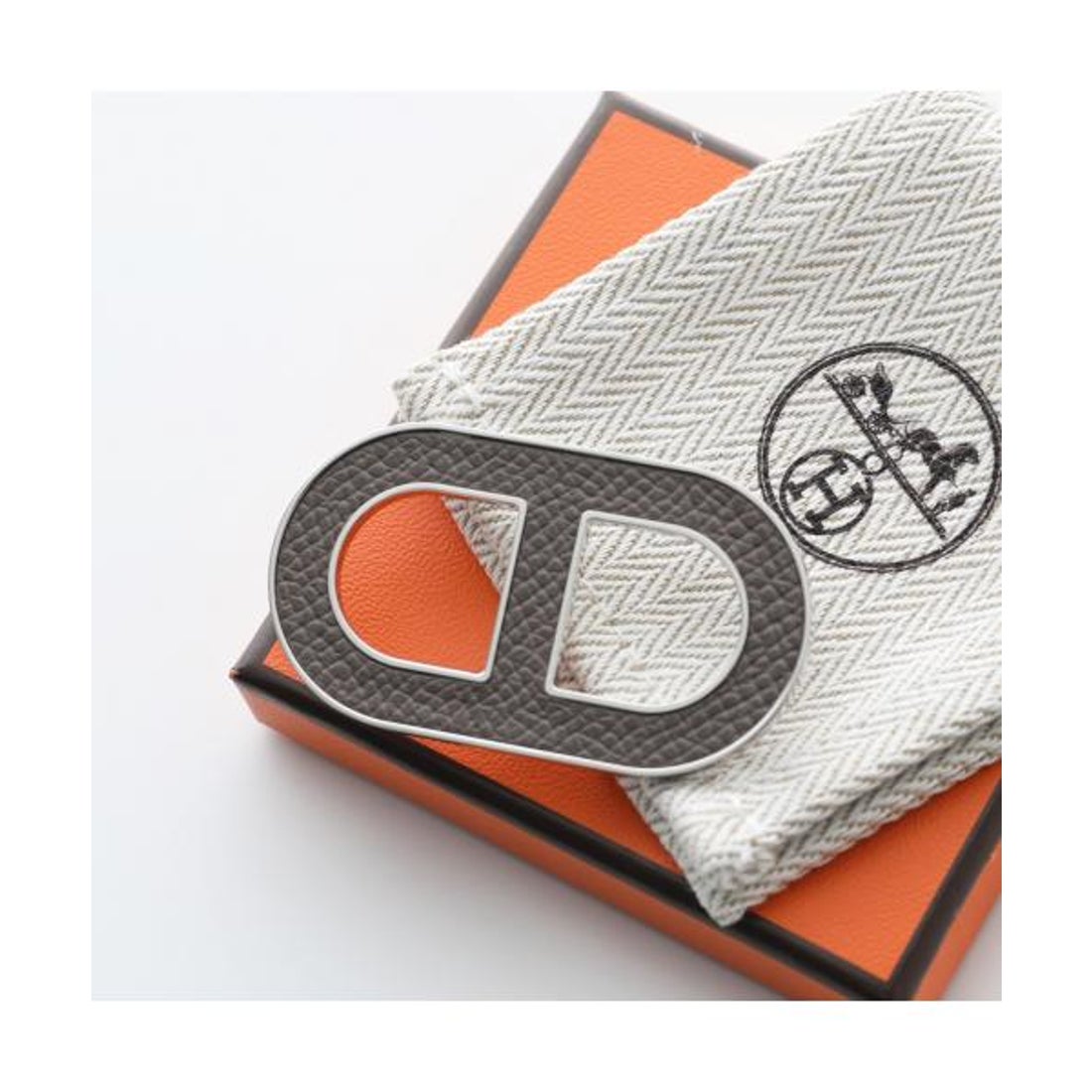 エルメス Hermes HERMES ブローチ シェーヌダンクル H500262FK バッジ