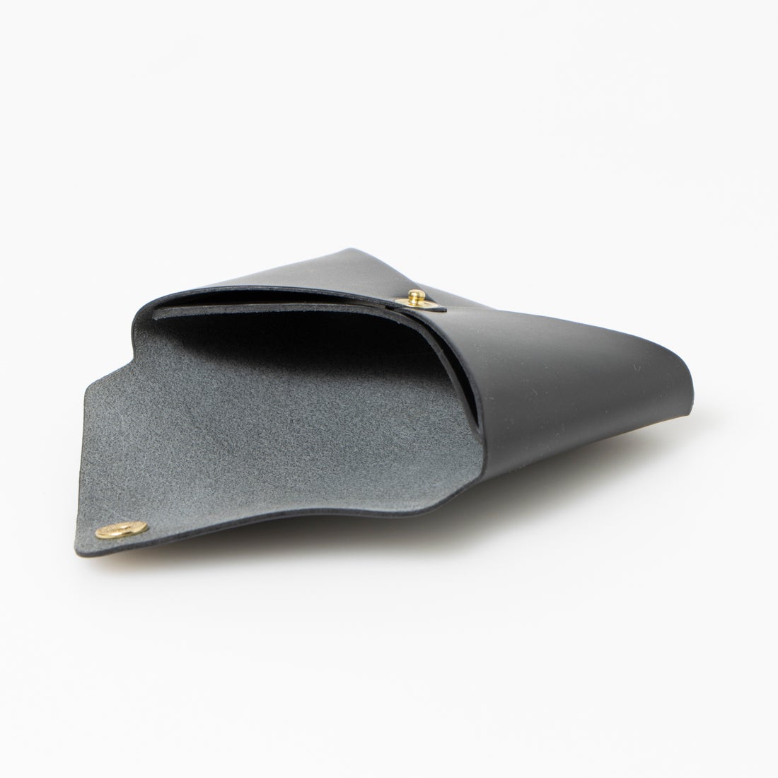 イル ビゾンテ IL BISONTE カードケース （NERO） - ファッション通販