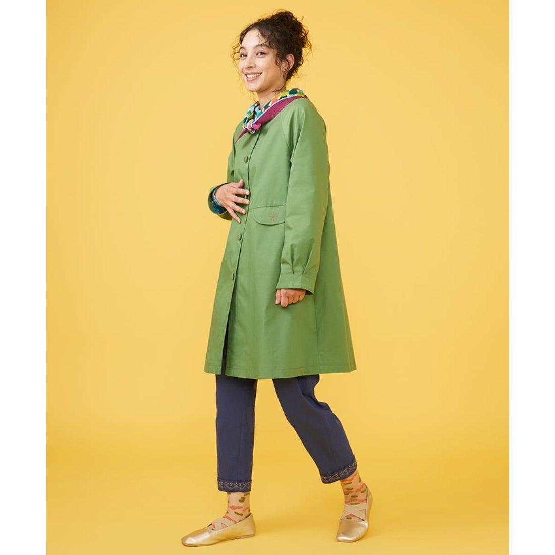 ホコモモラ Jocomomola 裏地プリント ノーカラーコート （グリーン