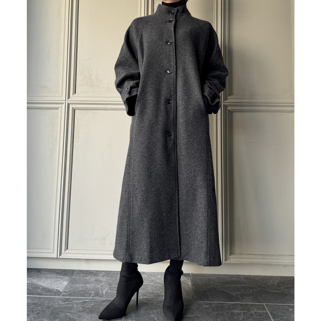 ジュノア JUNOAH スタンドカラーロングコート （ダークグレー