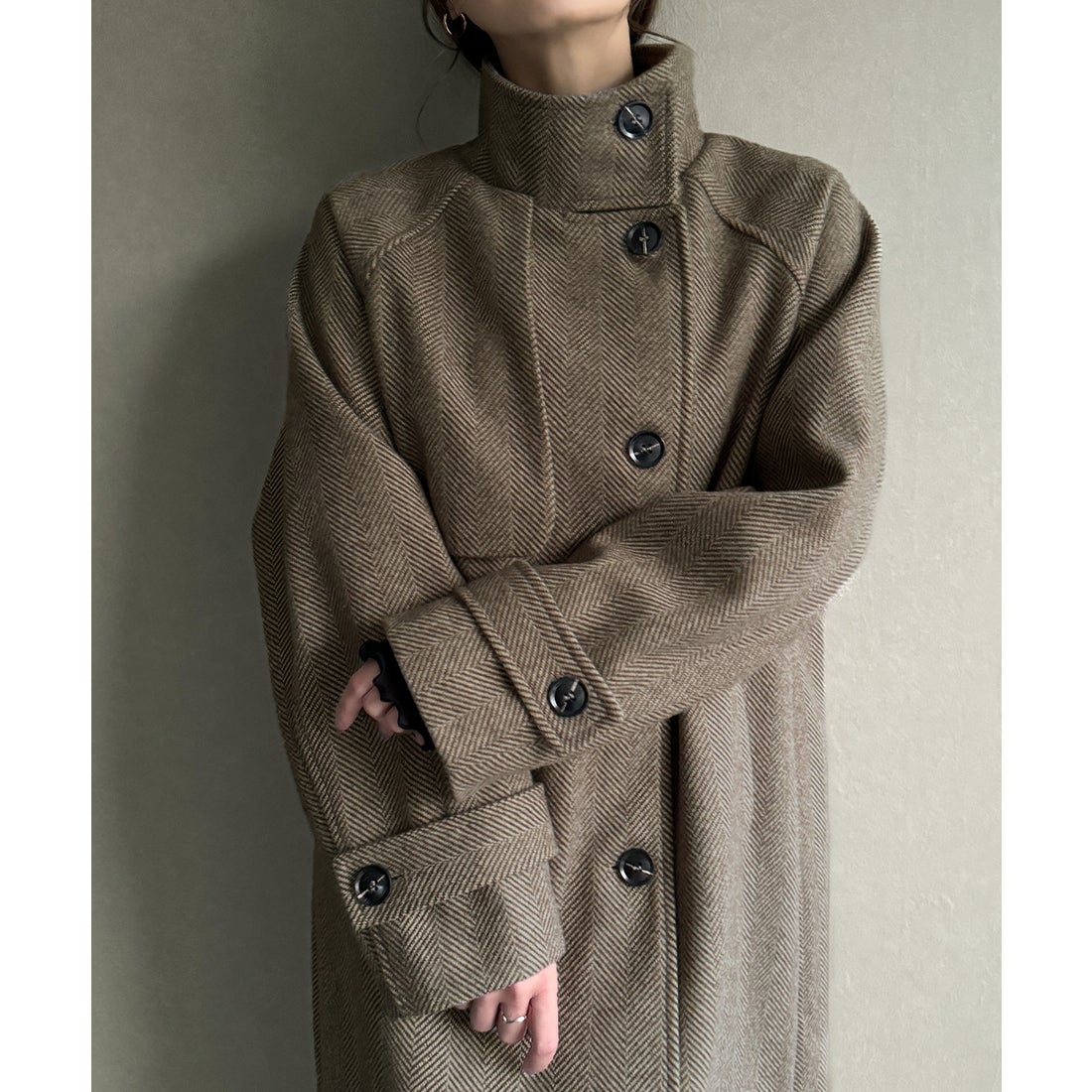 ジュノア JUNOAH ヘリンボーンスタンドカラーコート （ブラウン