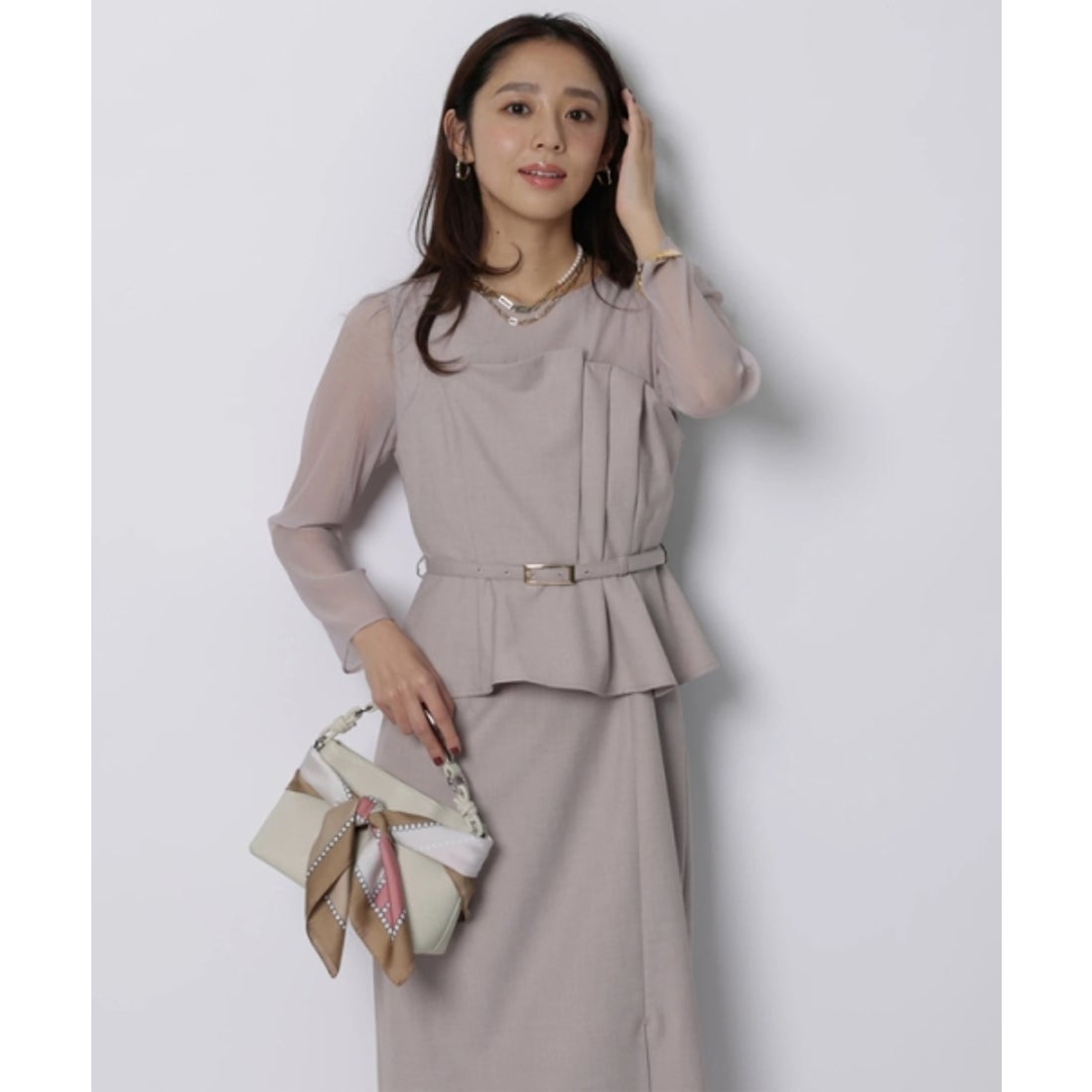 ジャスグリッティー JUSGLITTY ペプラムワンピース （特殊黒