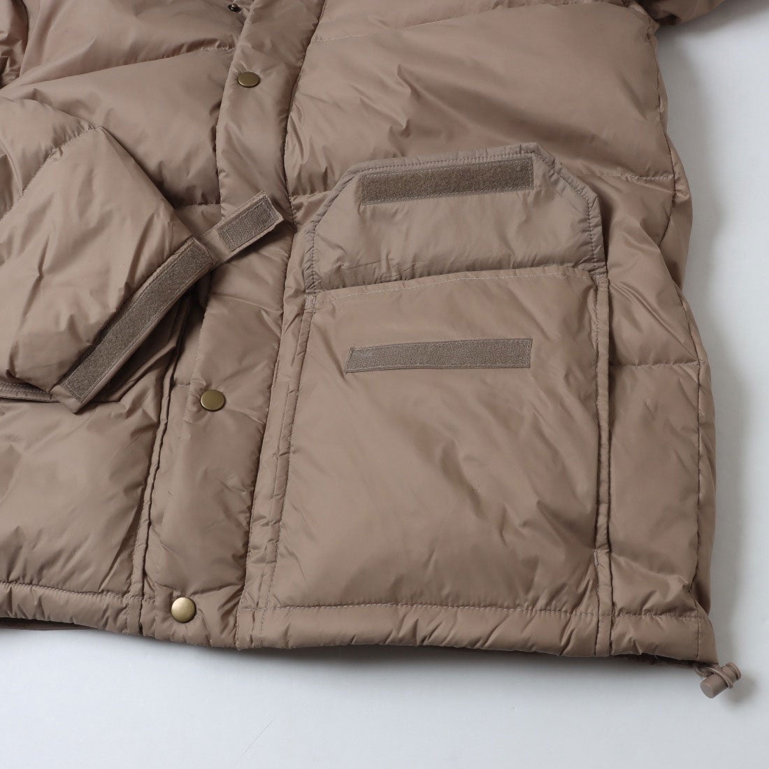 オムネス OMNES ボリュームダウンジャケット （ベージュ