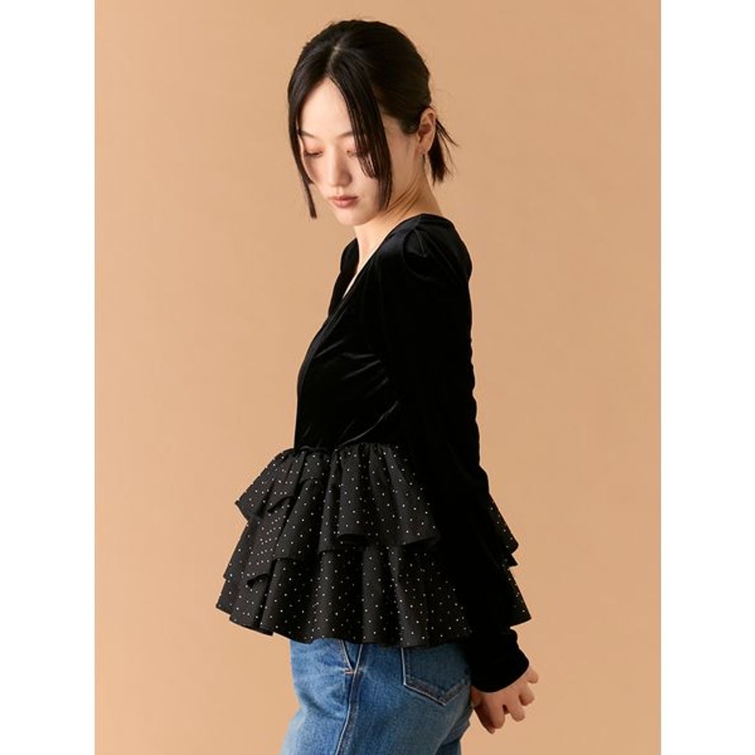 リリーブラウン LILY BROWN ベロアペプラムフリルトップス （CGRY