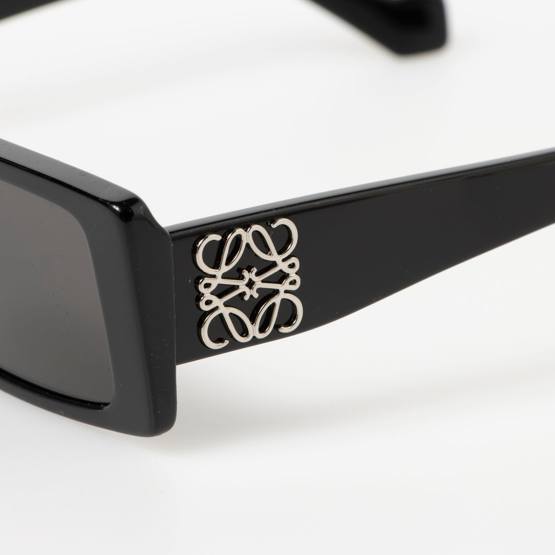 ロエベ LOEWE サングラス レディース メンズ （ブラック