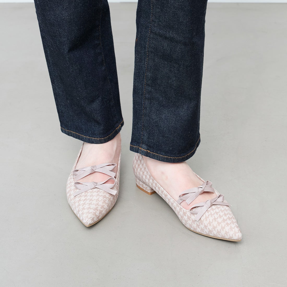 25AW新色】ダブルリボンポインテッドトゥフラットパンプス (0572
