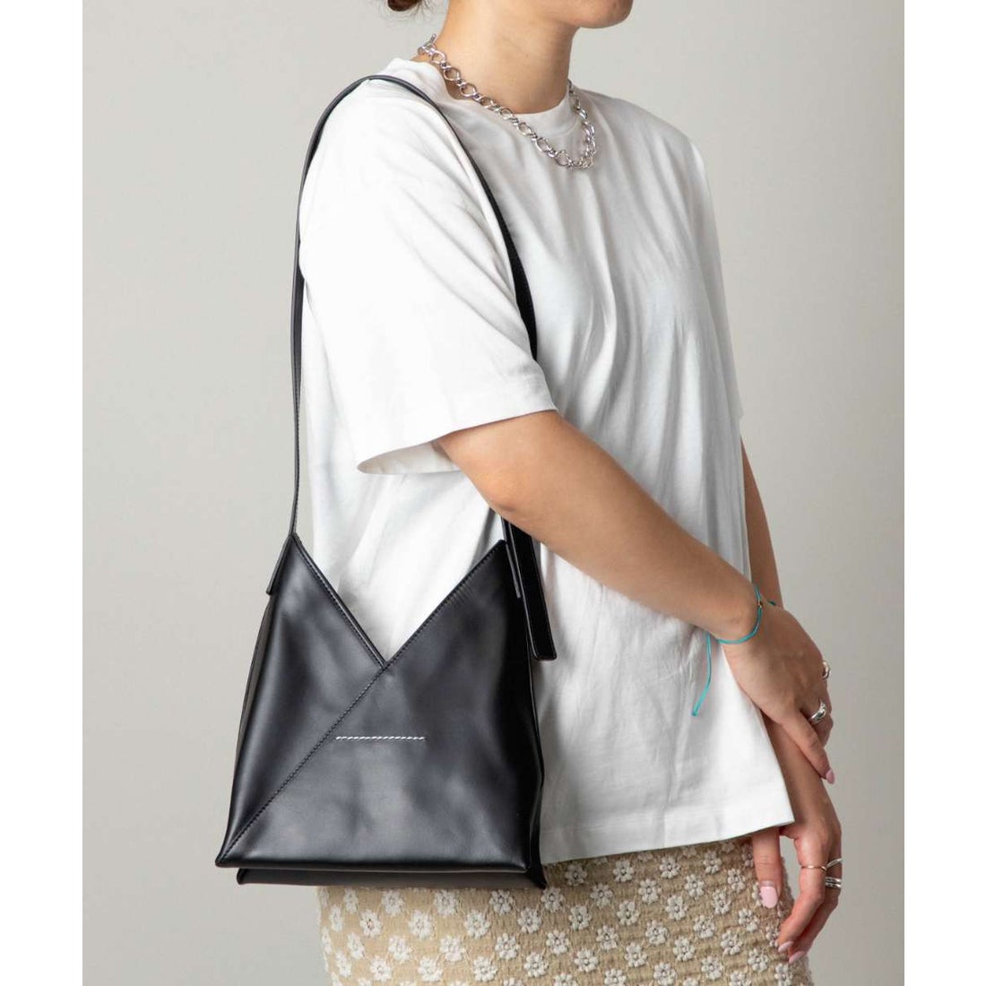 エムエムシックス メゾン マルジェラ MM6 Maison Margiela SB6ZH0013