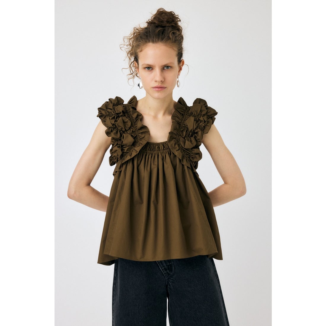 MOUSSY SHOULDER FRILLS トップス KHA -ファッション通販 FASHION WALKER