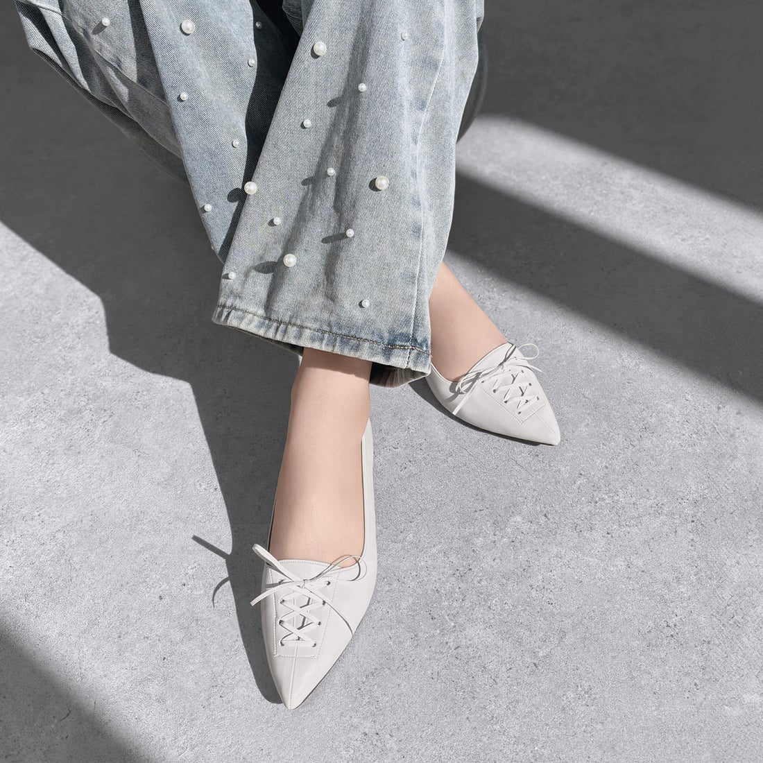 マミアン mamian ポインテッドトゥレースアップデザインフラット