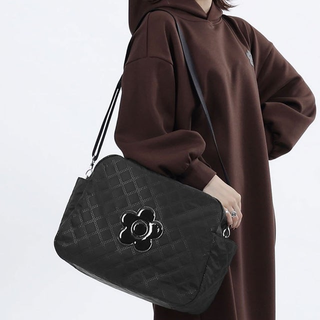 マリークワント MARY QUANT ピンソニックキルトデイジー ライト