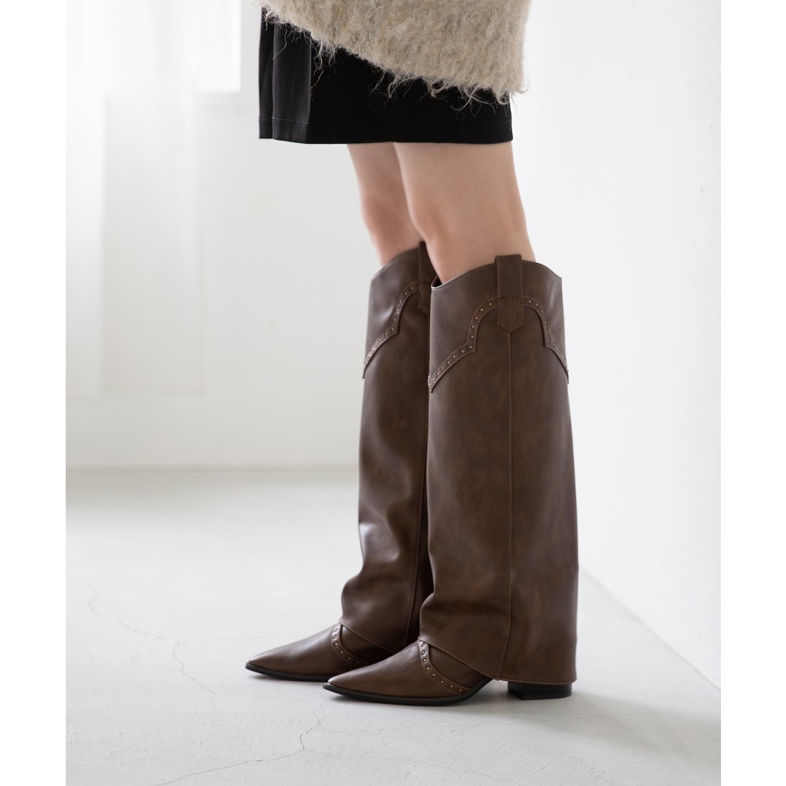 メヌエ Menue ロング丈 スタッズ ウエスタンブーツ （1084ブラウンPU