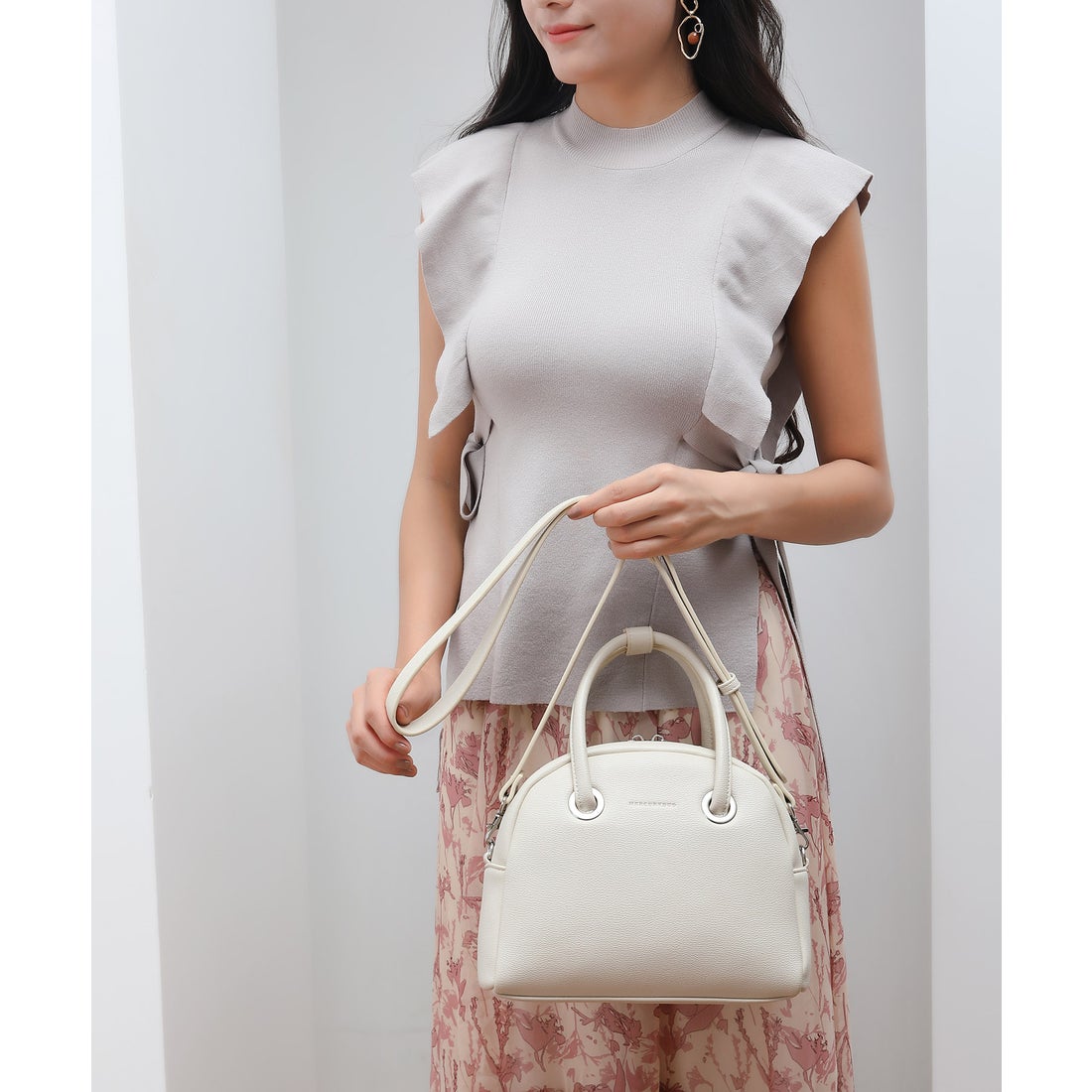 マーキュリーデュオ MERCURYDUO メタルアイレット ミニボストン （IVO