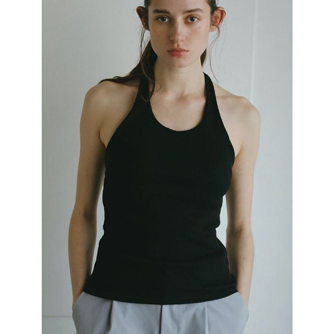 エトレトウキョウ ETRE' TOKYO ホルターネックカップイントップス