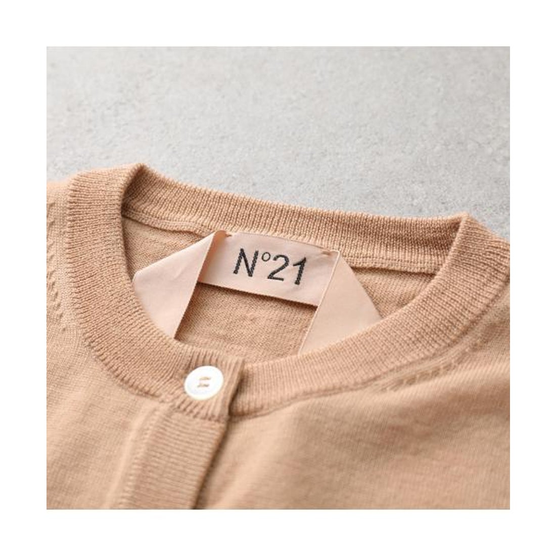 ヌメロ ヴェントゥーノ N21 N°21 カーディガン A031 9000 ニット