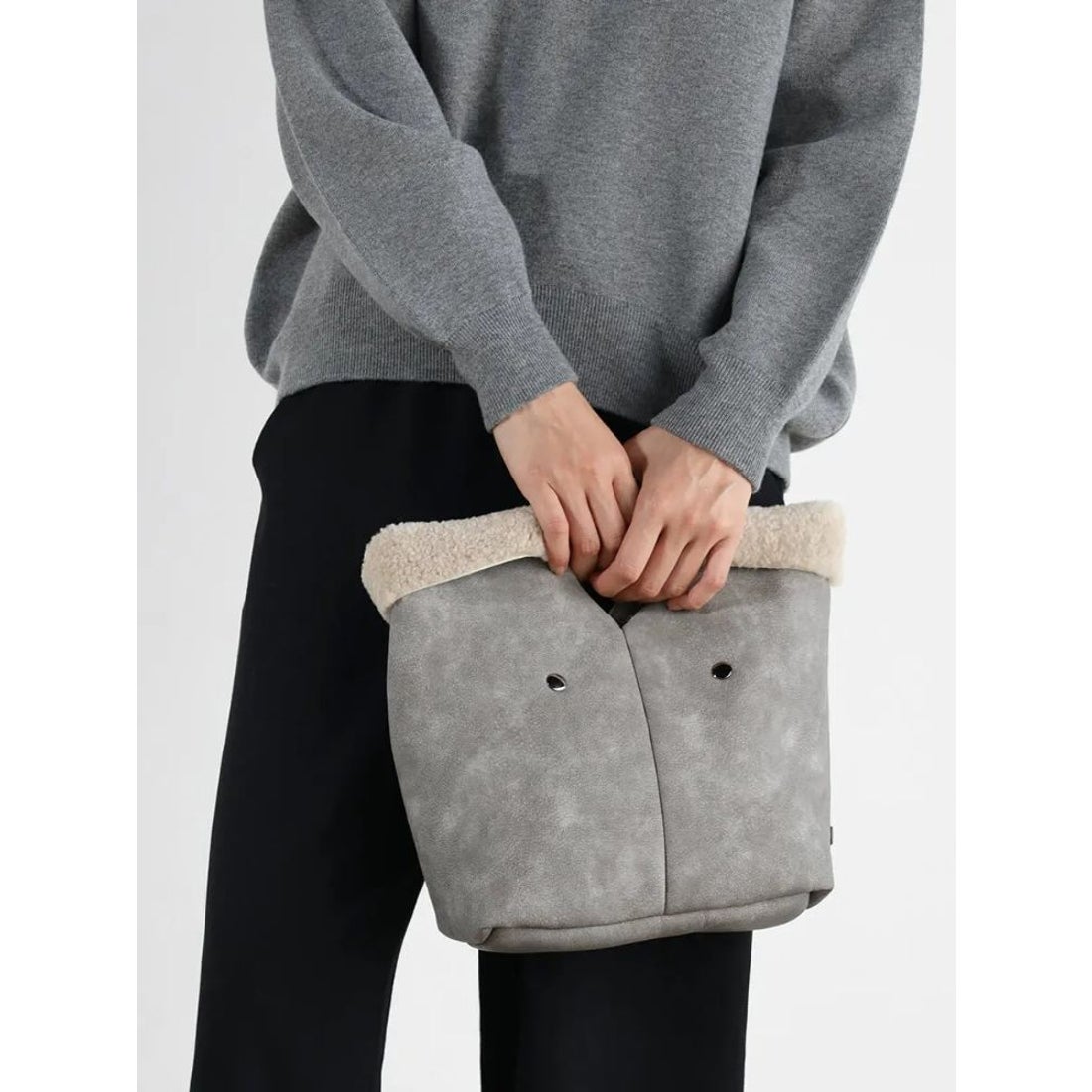 ヌエール nouer フェイクレザー2wayバッグ （グレー） - ファッション