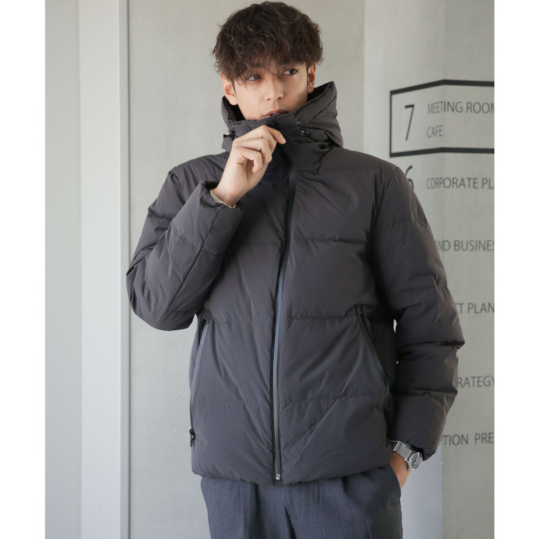 ナノ・ユニバース NANO universe 「西川ダウン(R)」スポーティーフード