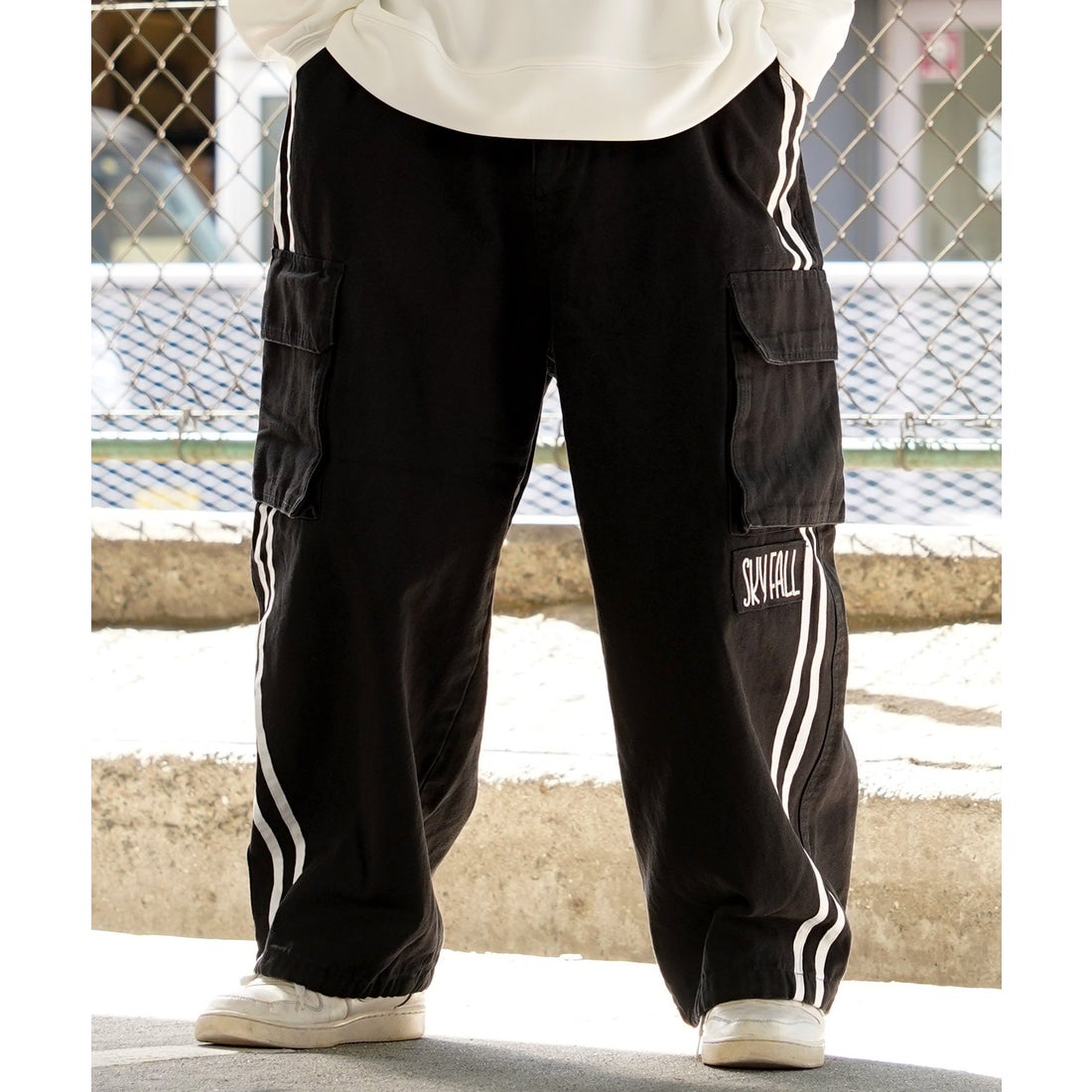 ワンフォークロージング 1111clothing ◇バルーンカーゴ ラインパンツ