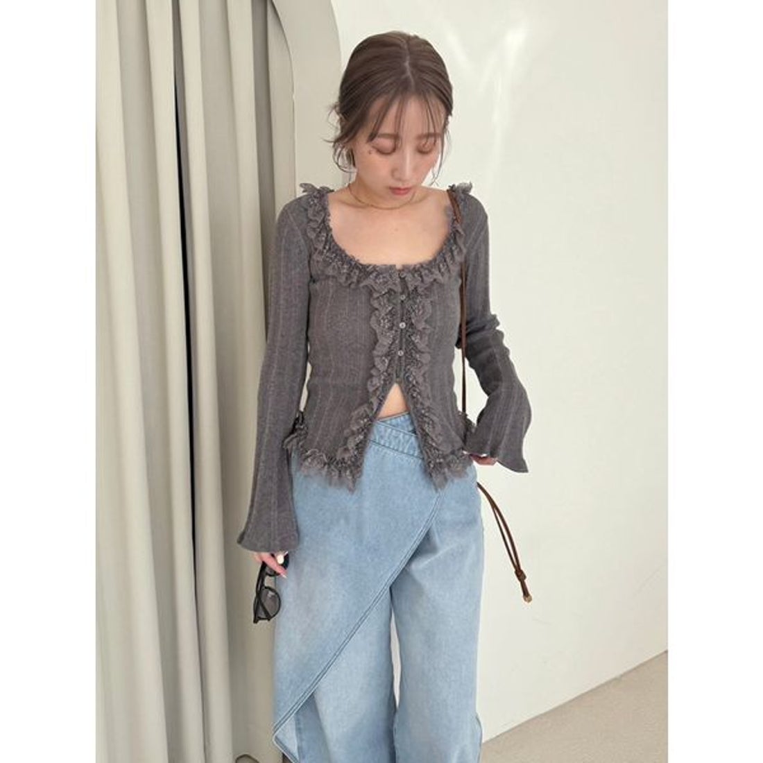 スナイデル SNIDEL Sustainableフリルニットプルオーバー （GRY