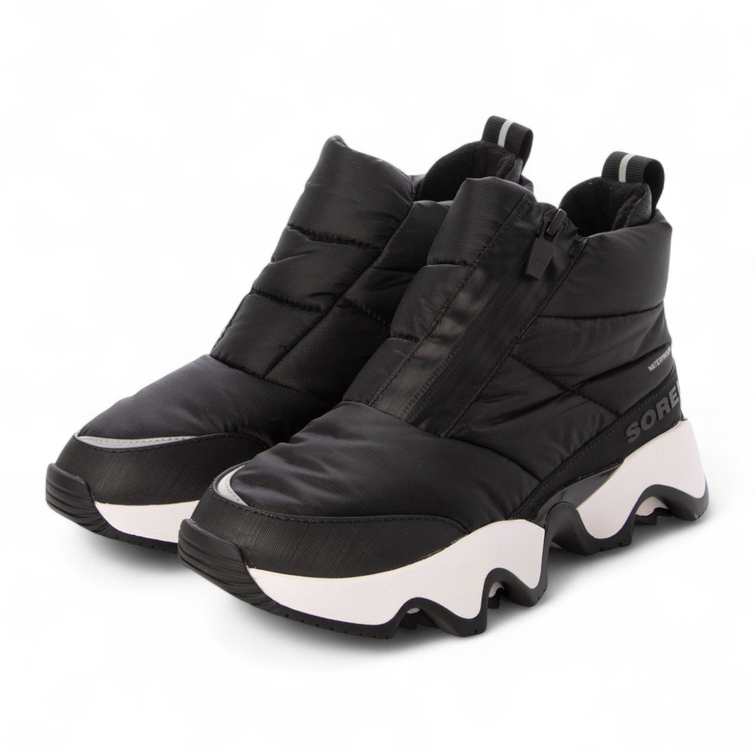 ソレル SOREL ショートブーツ（キネティックインパクト パフィージップ
