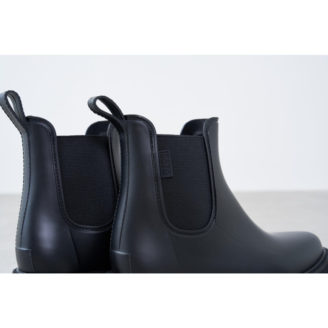 サヤ SAYA 4.5cmPVCサイドゴアレインブーツ （ブラック） -【公式