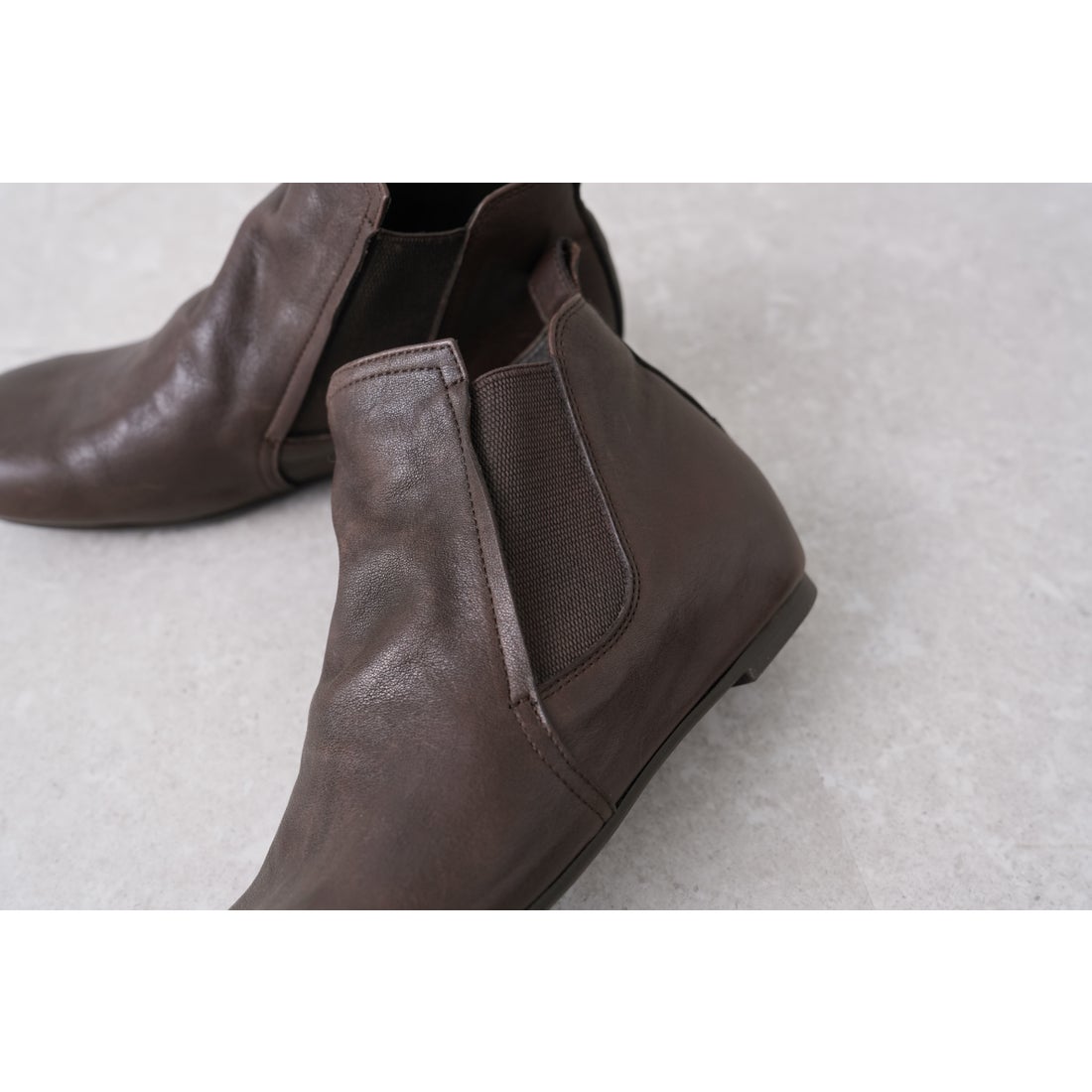 サヤ SAYA 本革プラット製法サイドゴアブーツ （オレンジブラウン