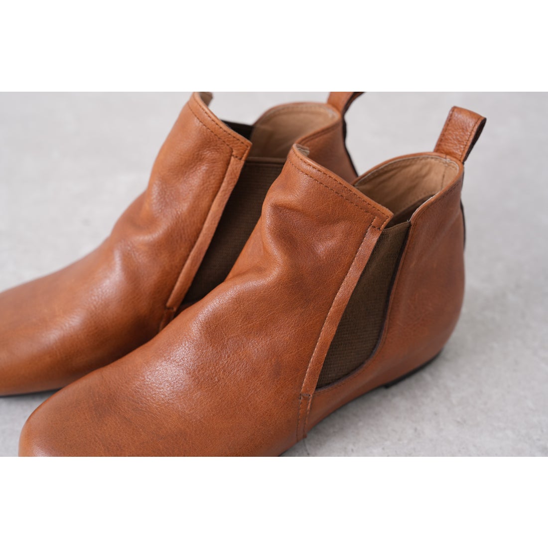 サヤ SAYA 本革プラット製法サイドゴアブーツ （オレンジブラウン