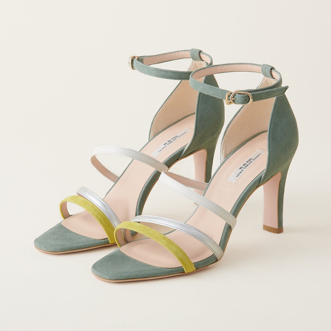 セヴン トゥエルヴ サーティ SEVEN TWELVE THIRTY LovelyWalk かかと