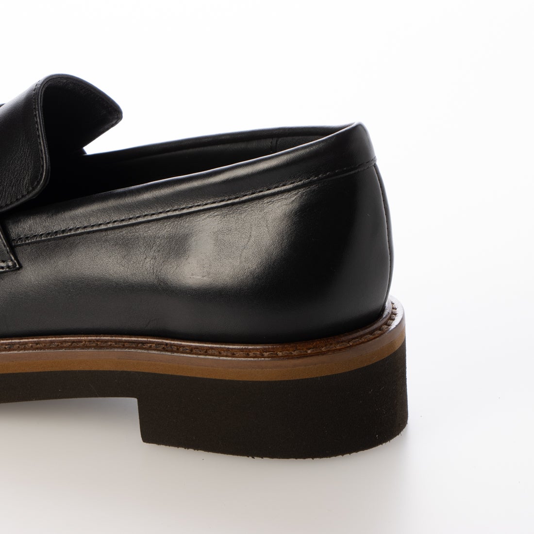 パスクッチ PASCUCCI EVAソールローファー （ブラック） -レディース