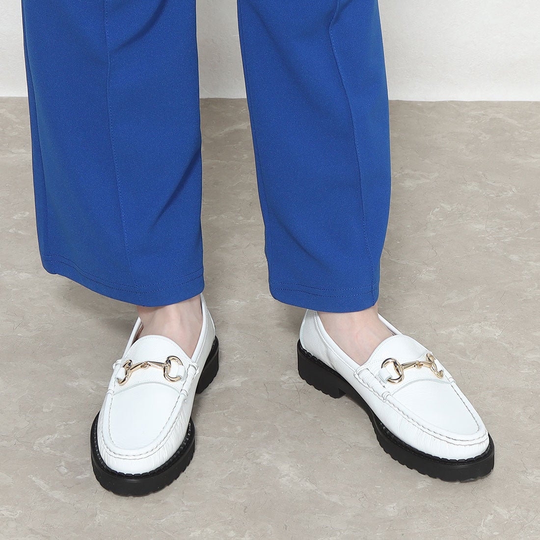 パスクッチ PASCUCCI ベーシックビットローファー （ホワイトエナメル