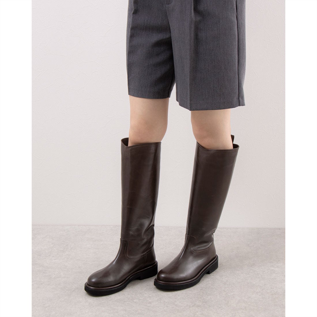 パスクッチ PASCUCCI ラウンドトウローヒールロングブーツ （ダーク