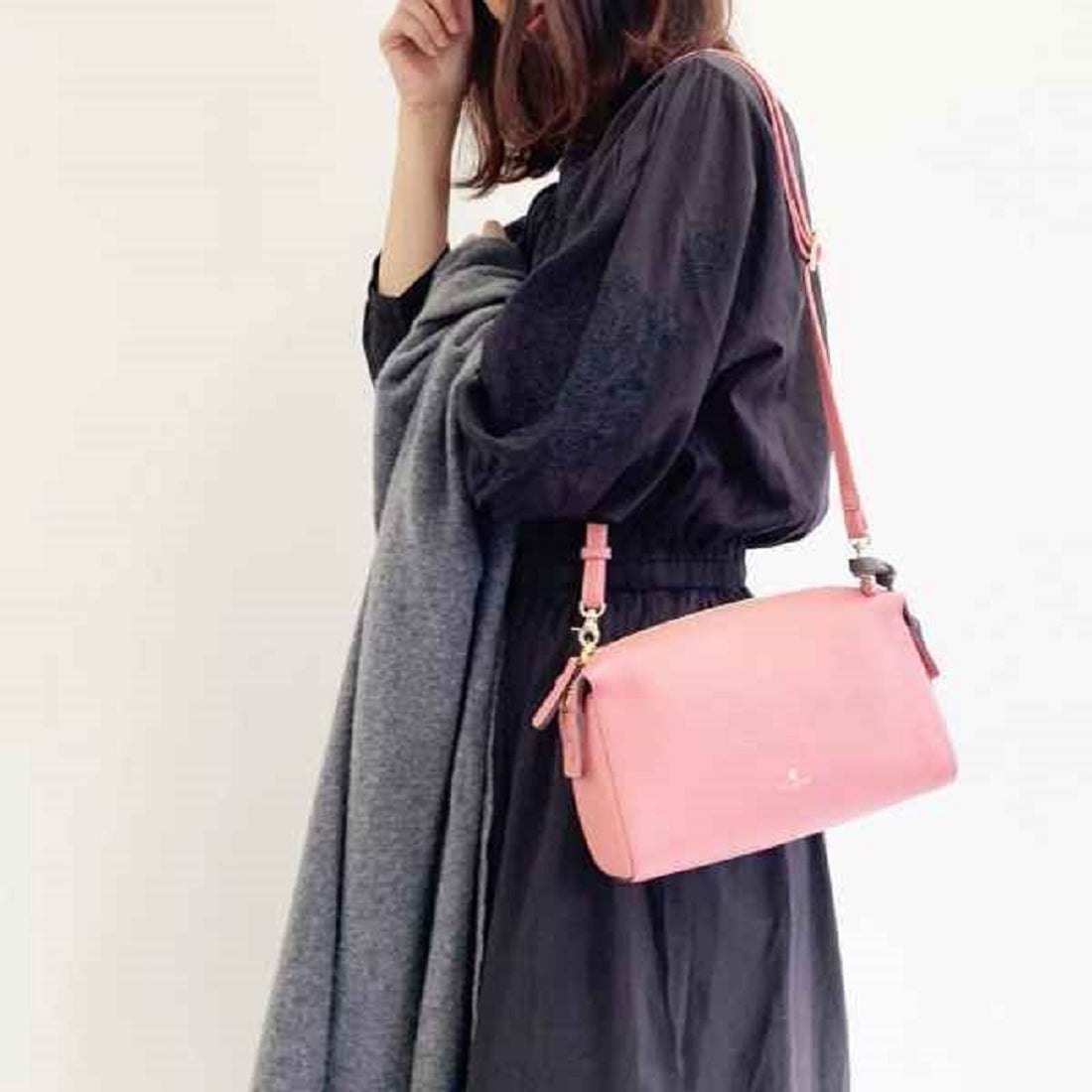 ペレボルサ PELLE BORSA 「レネット」ショルダーバッグ （コーラル