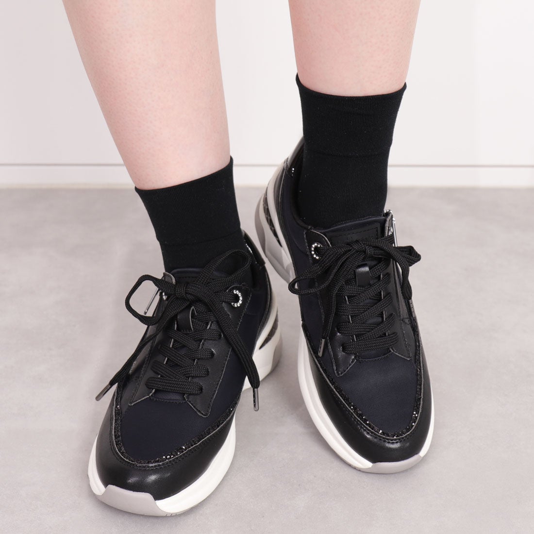 レイン対応】プラスダイアナ ＋diana オールウェザースニーカー （黒