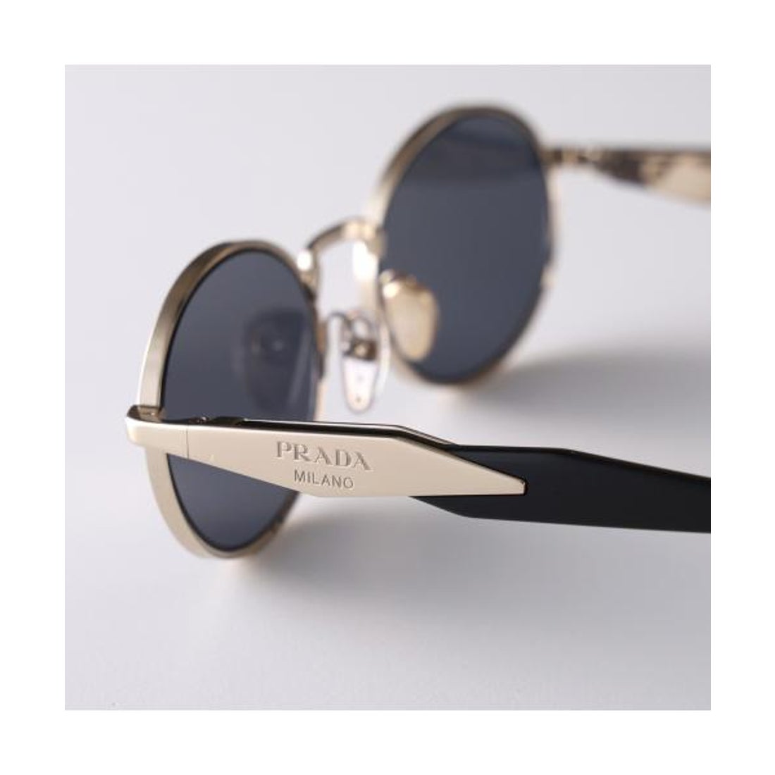 プラダ PRADA PRADA サングラス SPR 65Z オーバル型 （ZVN70L/ブラウン